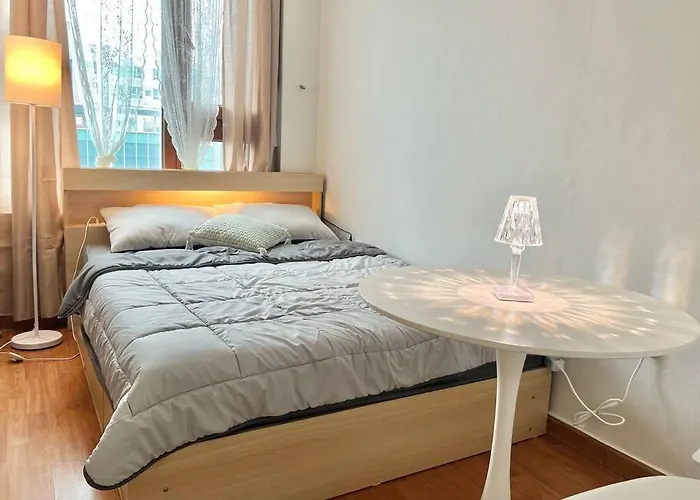 Hue House - 3mins To Yeoksam Station * 首爾